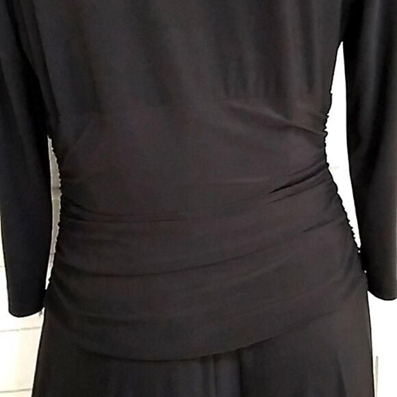 Nine West Black Ruched Sheath Dress. Size 10 - Picture 7 of 10